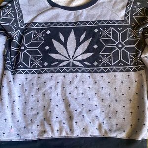 Lrg Christmas crewneck